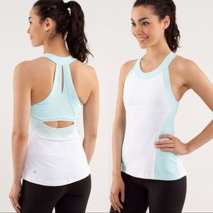 Lululemon Run: Make It Count Tank in Aquamarine